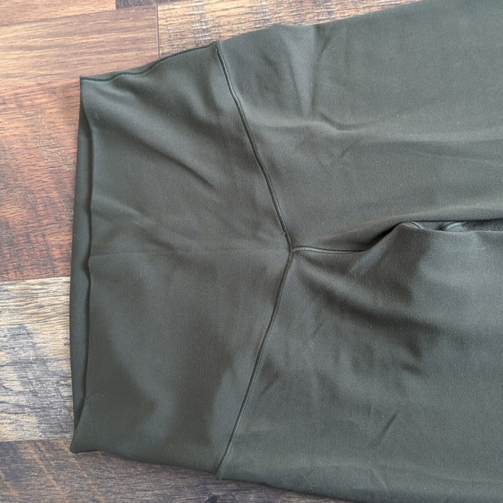 Aerie High-Waisted Leggings - Picture 3 of 4
